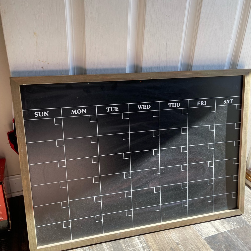 Gold and Black Minimalist Office Calendar